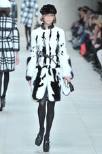 世界同時ストリーミングされたバーバリー プローサム(Burberry Prosum)の2011-12年秋冬コレクション｜写真72