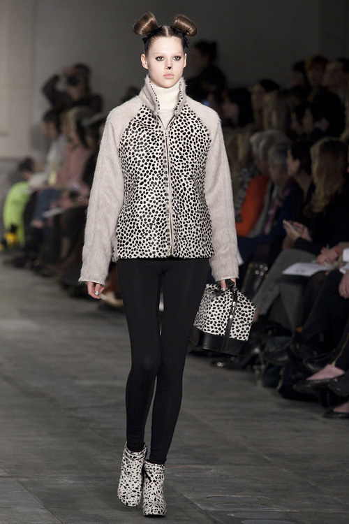 トップショップ ユニーク 2011-12年秋冬<span>コレクション</span> - 写真11