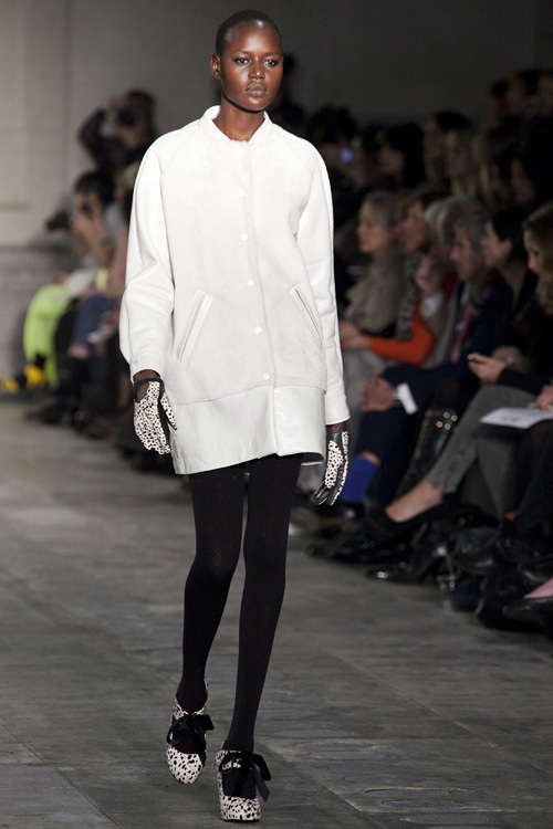 トップショップ ユニーク 2011-12年秋冬<span>コレクション</span> - 写真12