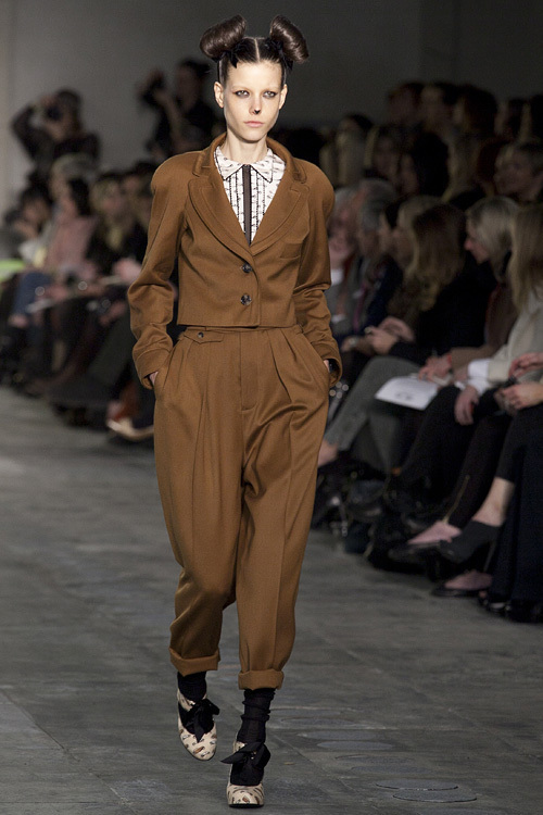 トップショップ ユニーク 2011-12年秋冬<span>コレクション</span> - 写真18