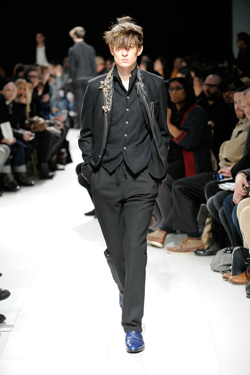 MIHARAYASUHIRO2011AW