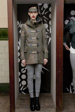 機能的かつスタイリッシュなクリストファー レイバーン(Christopher Raeburn)の2011年秋冬コレクション｜写真7