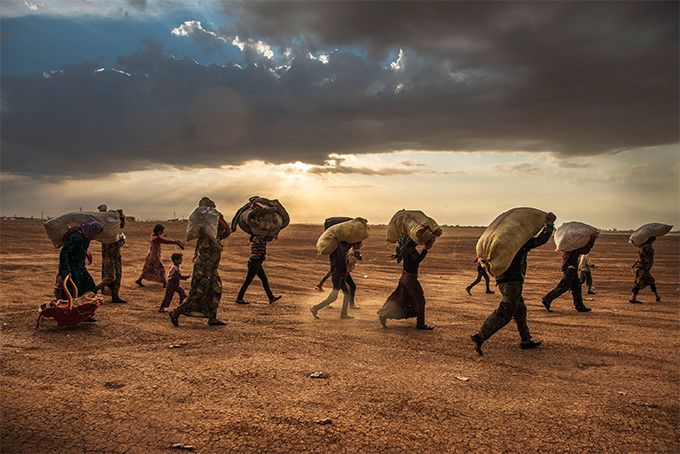 DAYS JAPAN写真展2015が東京で開催 - フォトジャーナリストが写した世界の真実 | 写真