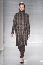 上質なモダンを提案 マックスマーラ(MaxMara)、2011-2012年秋冬コレクション｜写真35