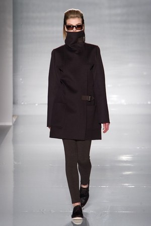 上質なモダンを提案 マックスマーラ(MaxMara)、2011-2012年秋冬コレクション｜写真32