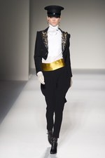 モスキーノ(MOSCHINO)、2011-12年秋冬コレクション｜写真3