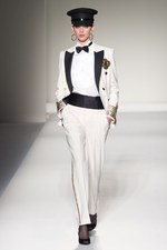 モスキーノ(MOSCHINO)、2011-12年秋冬コレクション｜写真9