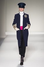 モスキーノ(MOSCHINO)、2011-12年秋冬コレクション｜写真14