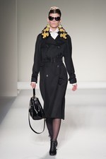 モスキーノ(MOSCHINO)、2011-12年秋冬コレクション｜写真18