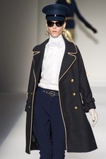 モスキーノ(MOSCHINO)、2011-12年秋冬コレクション｜写真22