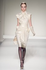 モスキーノ(MOSCHINO)、2011-12年秋冬コレクション｜写真30