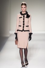 モスキーノ(MOSCHINO)、2011-12年秋冬コレクション｜写真35