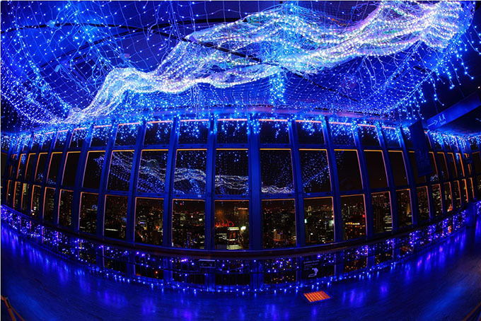 東京タワーに「天の川イルミネーション」点灯 - 13万個のLEDが織りなす、幻想的な夏の夜空 | 写真