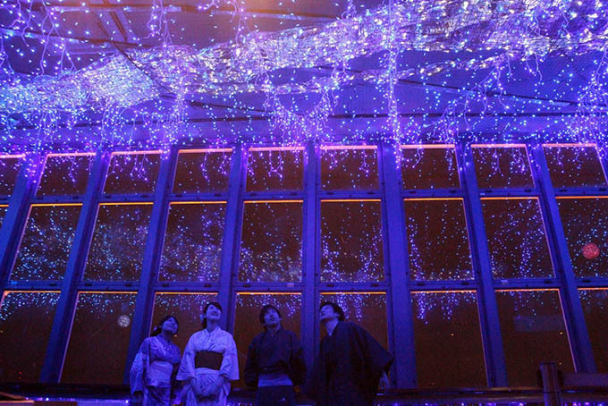 東京タワーに「天の川イルミネーション」点灯 - 13万個のLEDが織りなす、幻想的な夏の夜空｜写真3
