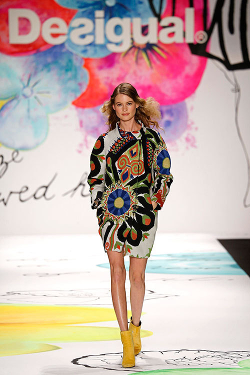 デシグアル 2015-16年秋冬<span>コレクション</span> - 写真1