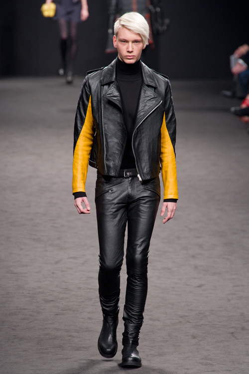 C'N'C コスチューム ナショナル 2011-12年秋冬<span>コレクション</span> - 写真21