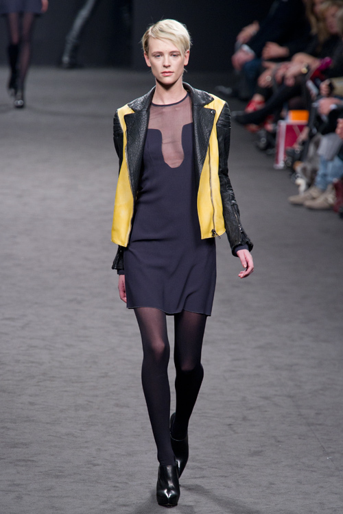 C'N'C コスチューム ナショナル 2011-12年秋冬<span>コレクション</span> - 写真23