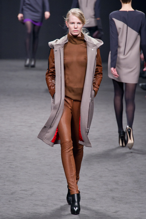 C'N'C コスチューム ナショナル(C'N'C CoSTUME NATIONAL) 2011-12年秋冬ウィメンズ&メンズコレクション  - 写真29