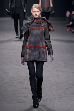 C'N'C コスチューム ナショナル(C'N'C CoSTUME NATIONAL) 2011-12年秋冬ウィメンズ&メンズコレクション  - 写真17