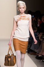シンプルさと職人技を融合させたボッテガ・ヴェネタ(BOTTEGA VENETA) 2011-12年秋冬コレクション｜写真8
