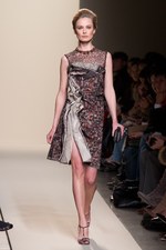 シンプルさと職人技を融合させたボッテガ・ヴェネタ(BOTTEGA VENETA) 2011-12年秋冬コレクション｜写真36