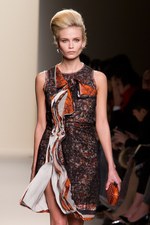 シンプルさと職人技を融合させたボッテガ・ヴェネタ(BOTTEGA VENETA) 2011-12年秋冬コレクション｜写真38