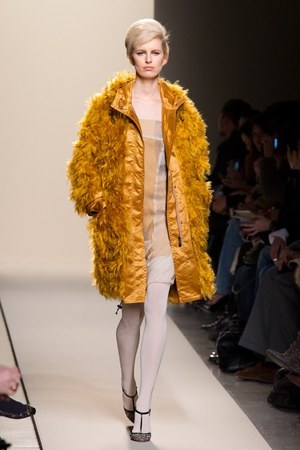 シンプルさと職人技を融合させたボッテガ・ヴェネタ(BOTTEGA VENETA) 2011-12年秋冬コレクション｜写真1