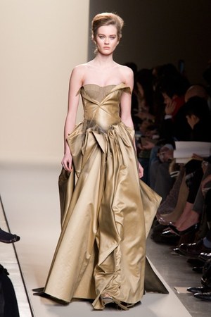 シンプルさと職人技を融合させたボッテガ・ヴェネタ(BOTTEGA VENETA) 2011-12年秋冬コレクション｜写真43