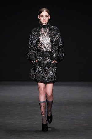 ヴィヴィアン タム(VIVIENNE TAM) 2015-16年秋冬ウィメンズコレクション  - 写真21