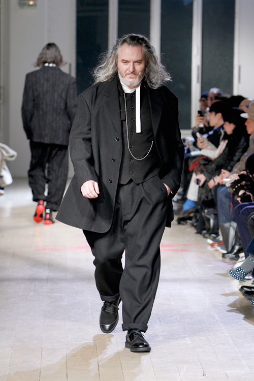 ヨウジヤマモト(Yohji Yamamoto) 2011-12年秋冬メンズコレクション  - 写真11