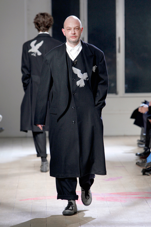 ヨウジヤマモト(Yohji Yamamoto) 2011-12年秋冬メンズコレクション  - 写真29