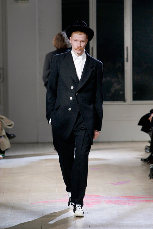 ヨウジヤマモト(Yohji Yamamoto) 2011-12年秋冬メンズコレクション  - 写真34