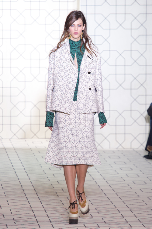 マルニ(MARNI) 2011-12年秋冬ウィメンズコレクション シルエット - 写真5