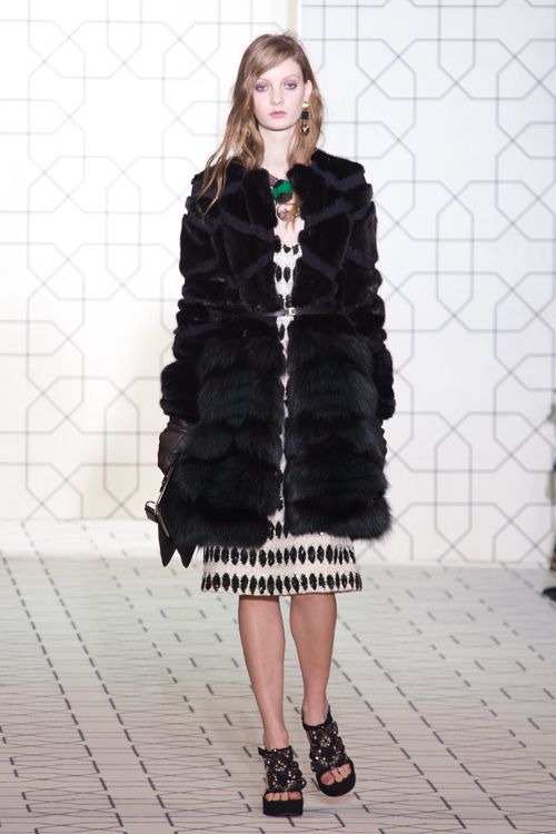 マルニ(MARNI) 2011-12年秋冬ウィメンズコレクション シルエット - 写真37