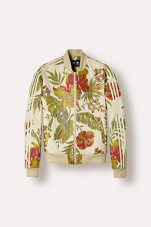 アディダス オリジナルス＝ファレル・ウィリアムス、花の刺繍を施したスタンスミス＆ジャケット発売 | 写真