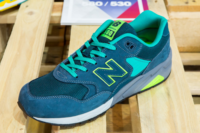 ニューバランス(New Balance) CRT300H WR996｜写真145