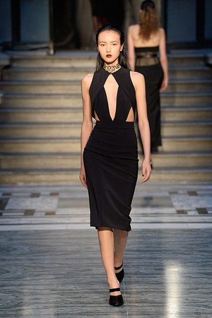 ジュリアン マクドナルド(Julien Macdonald) 2015-16年秋冬ウィメンズコレクション  - 写真6