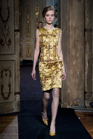 ユニークでシックなスタイルを提案 アキラーノ リモンディ  2011-2012年秋冬コレクション｜写真28