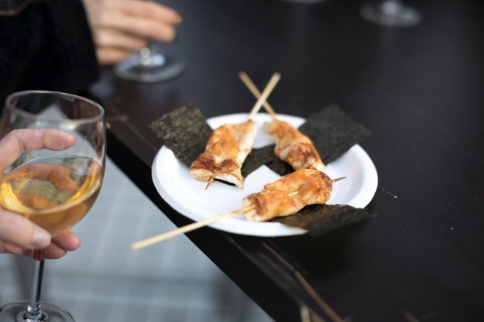 「Aoyama Sake Flea」青山で開催、全国33蔵元の約120種以上の日本酒を飲み比べ｜写真4