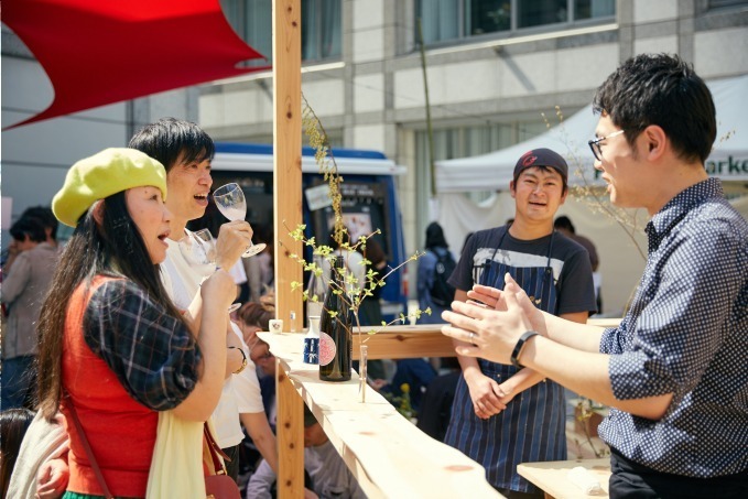 「Aoyama Sake Flea」青山で開催、全国33蔵元の約120種以上の日本酒を飲み比べ｜写真10