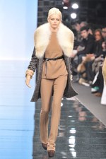 エルマンノ シェルヴィーノ(Ermanno Schervino) 2011-12年秋冬コレクション｜写真32