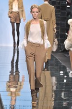 エルマンノ シェルヴィーノ(Ermanno Schervino) 2011-12年秋冬コレクション｜写真33