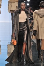 エルマンノ シェルヴィーノ(Ermanno Schervino) 2011-12年秋冬コレクション｜写真38