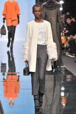 エルマンノ シェルヴィーノ(Ermanno Schervino) 2011-12年秋冬コレクション｜写真41