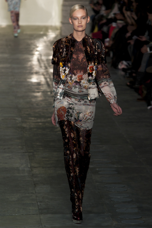 メアリー カトランズ(Mary Katrantzou) 2011-12年秋冬ウィメンズコレクション  - 写真16