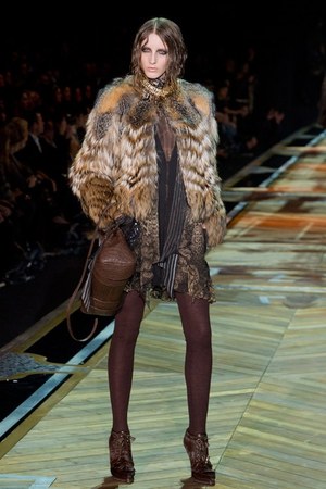 ロベルト カヴァリ(roberto cavalli)の2011年秋冬コレクション - フューチャリスティックで官能的な世界｜写真39