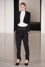 7シーズンぶりにロンドンにカムバック　Temperley London(テンパリー ロンドン) 2011-12年秋冬コレクション｜写真11