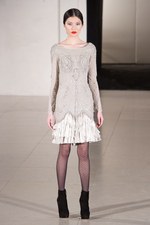 7シーズンぶりにロンドンにカムバック　Temperley London(テンパリー ロンドン) 2011-12年秋冬コレクション｜写真14
