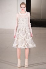 7シーズンぶりにロンドンにカムバック　Temperley London(テンパリー ロンドン) 2011-12年秋冬コレクション｜写真16