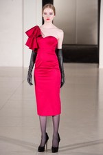 7シーズンぶりにロンドンにカムバック　Temperley London(テンパリー ロンドン) 2011-12年秋冬コレクション｜写真20